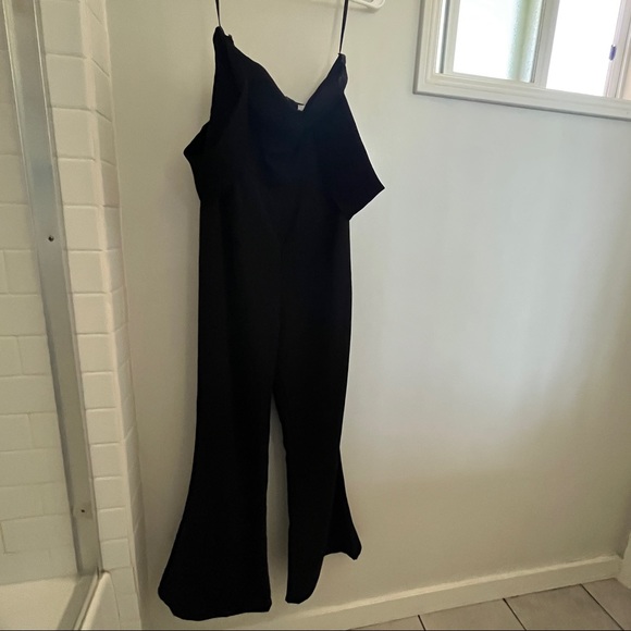 Bleu Luxury Black Jumpsuit - Picture 4 of 5